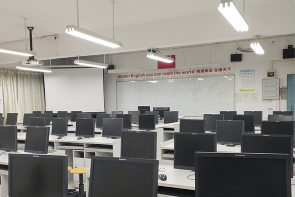中小學(xué)各科室教室燈照明標準和要求